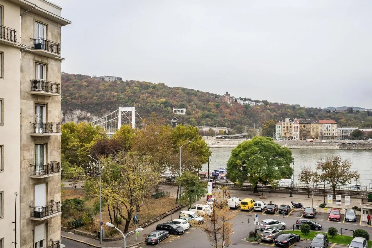 BpR Danube Panoramic Suite Budapesta 0*,  Ungaria